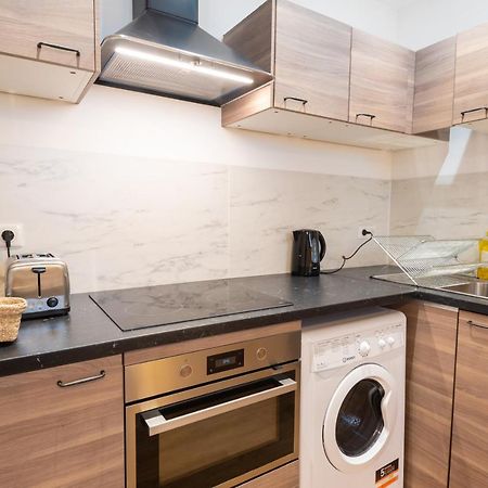 Appartement Coeur De Ville - Au Calme - Wifi - Four, Lave-Seche Linge Pau Exterior photo