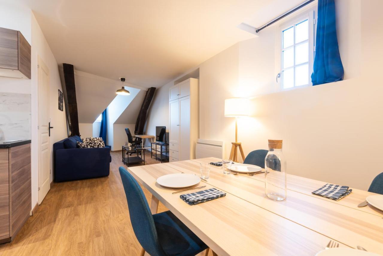 Appartement Coeur De Ville - Au Calme - Wifi - Four, Lave-Seche Linge Pau Exterior photo
