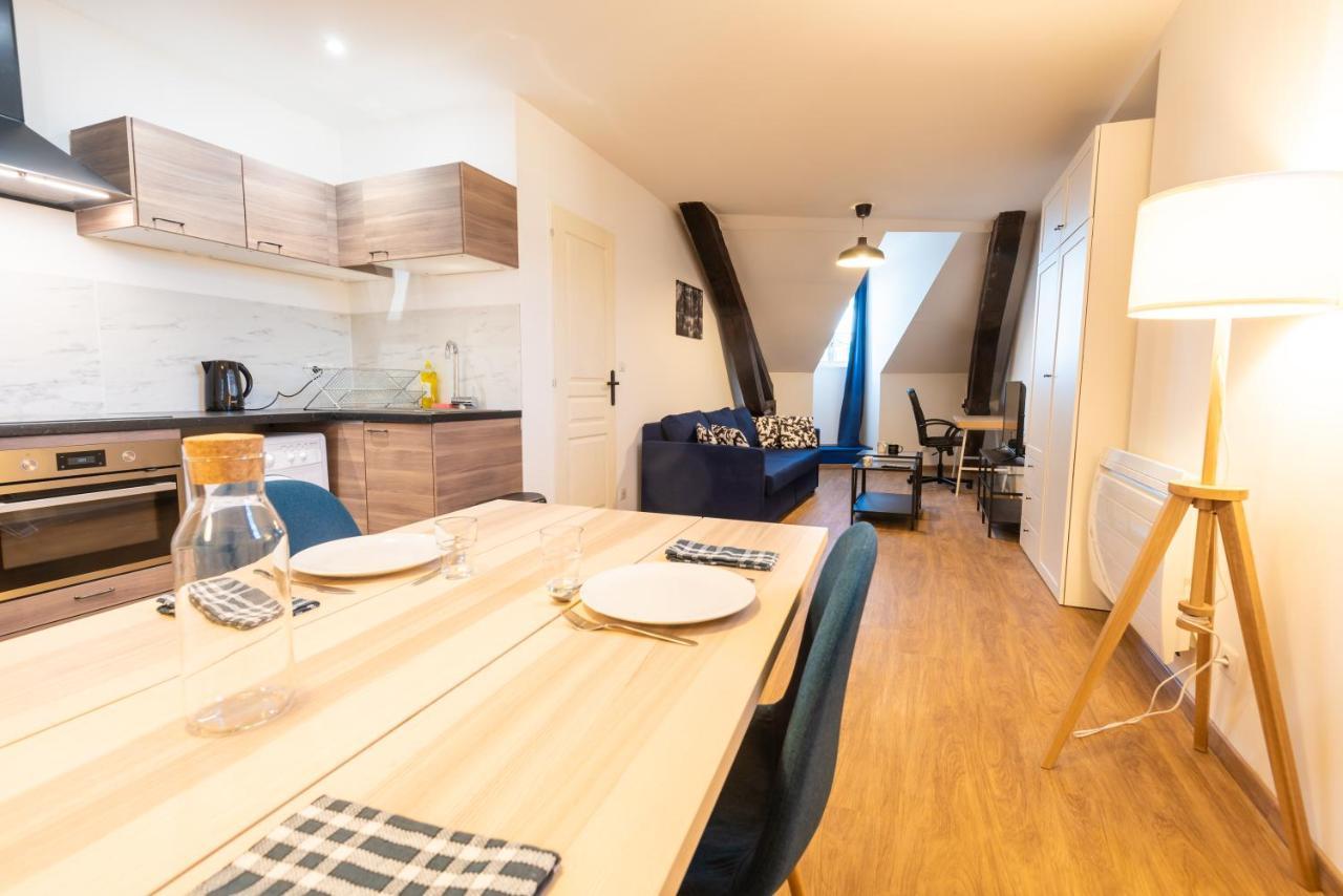 Appartement Coeur De Ville - Au Calme - Wifi - Four, Lave-Seche Linge Pau Exterior photo